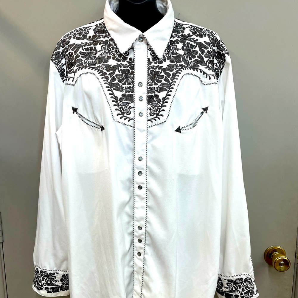 Scully Long Sleeve Button Up